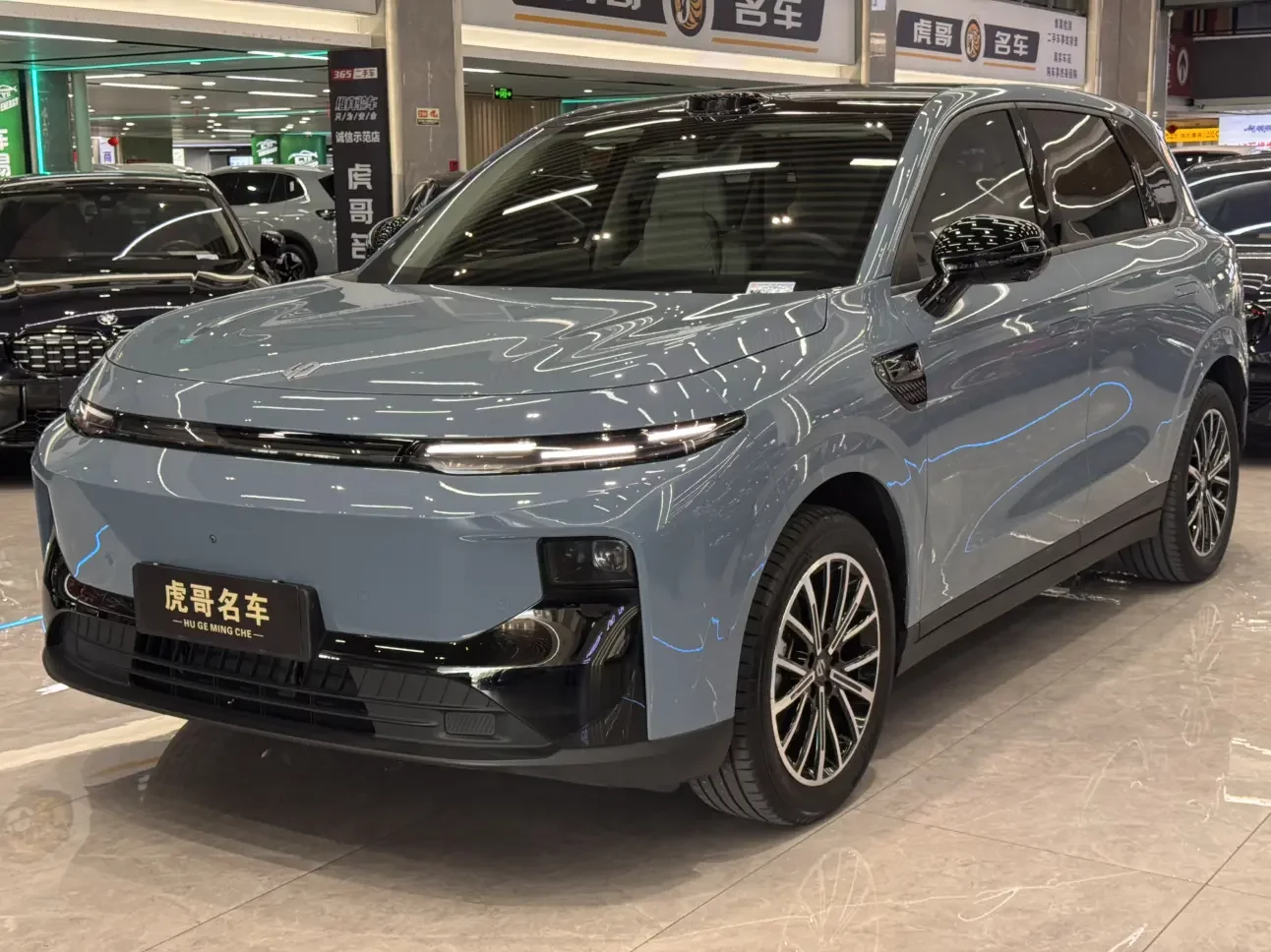 Leapmotor B10