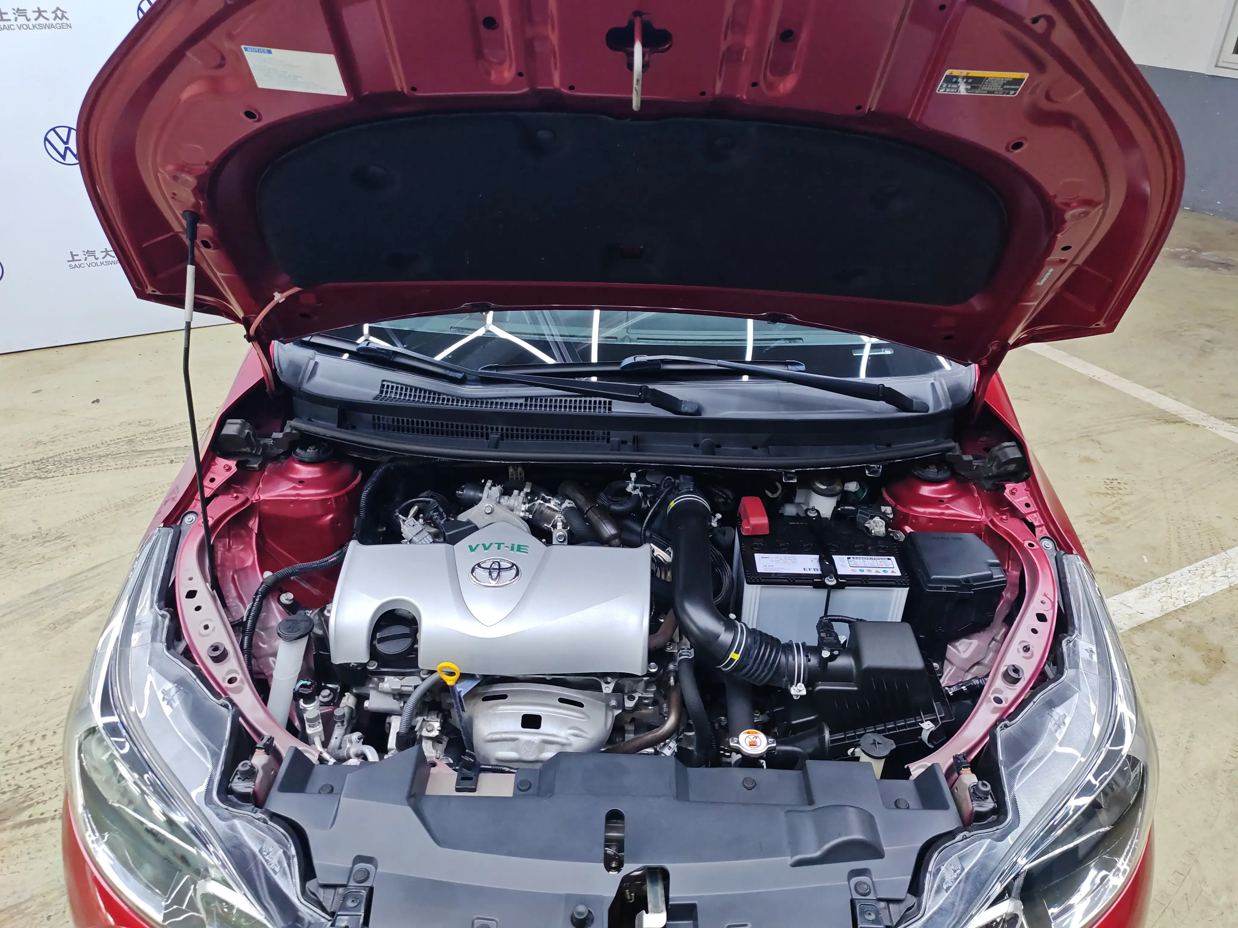 Toyota Yaris L