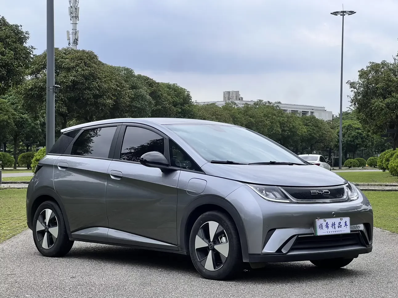 BYD dolphin
