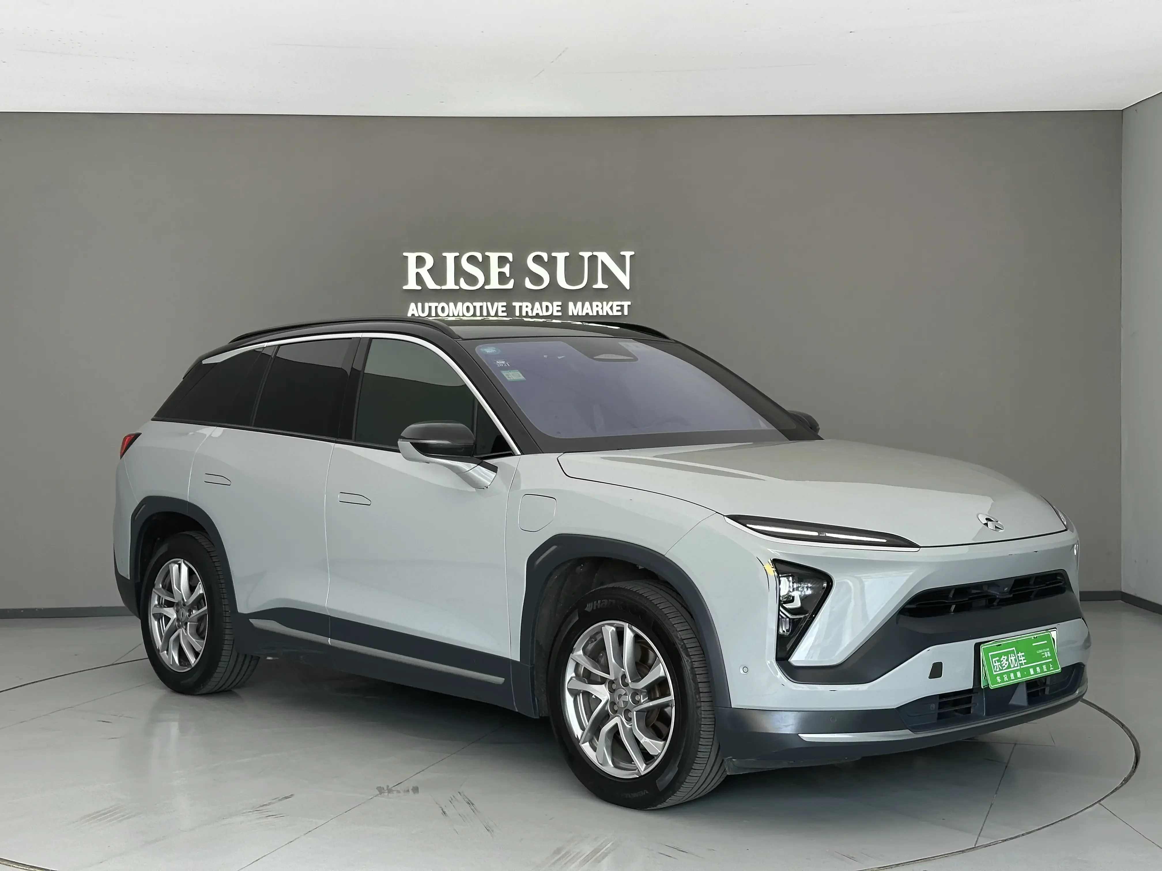 NIO ES6