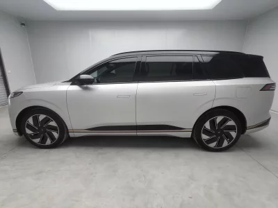 Dongfeng Yipai 008