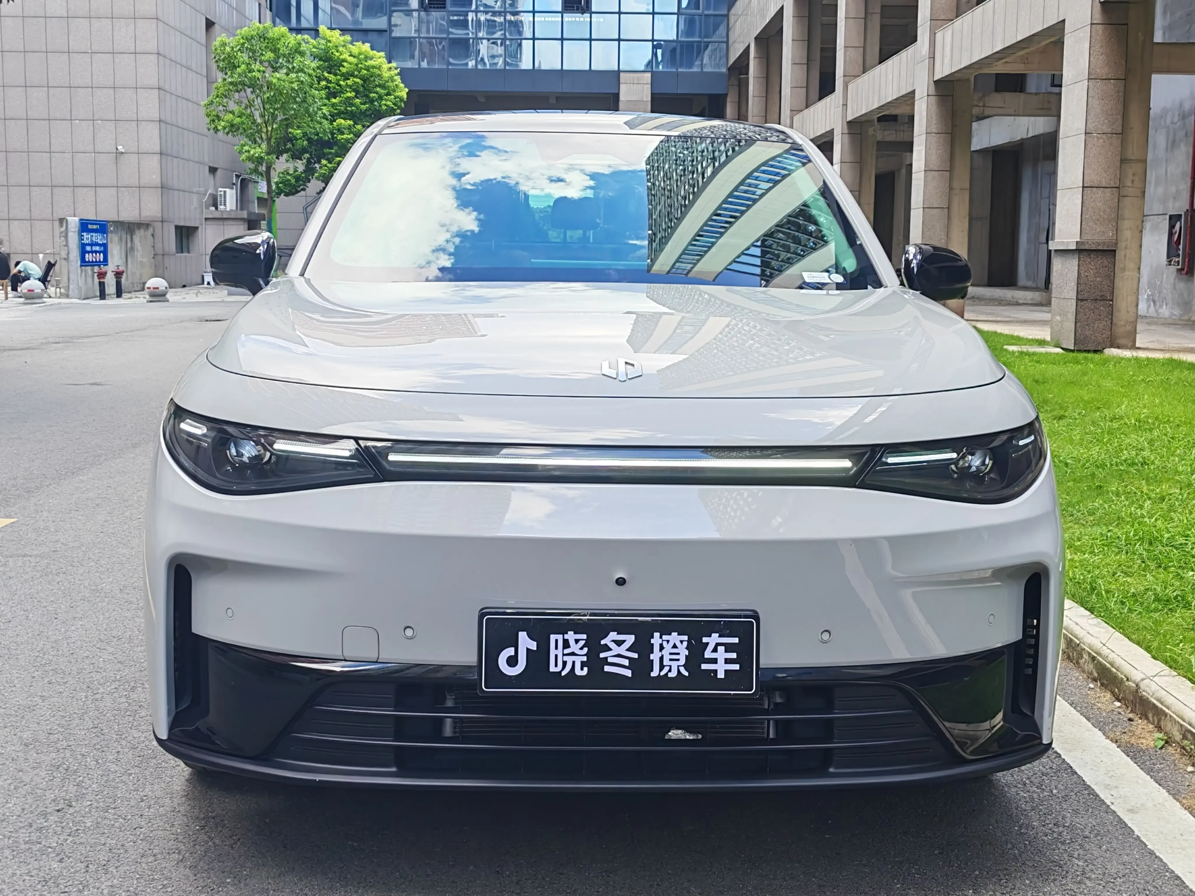 Leapmotor Zero running C10