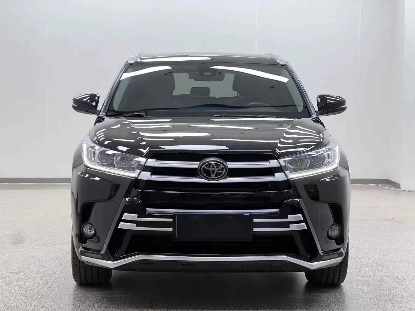 Toyota Highlander  из Китая