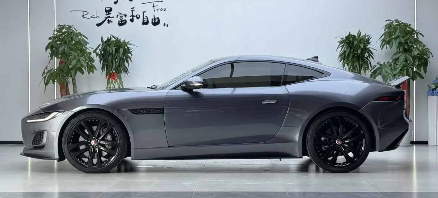 Jaguar F-TYPE