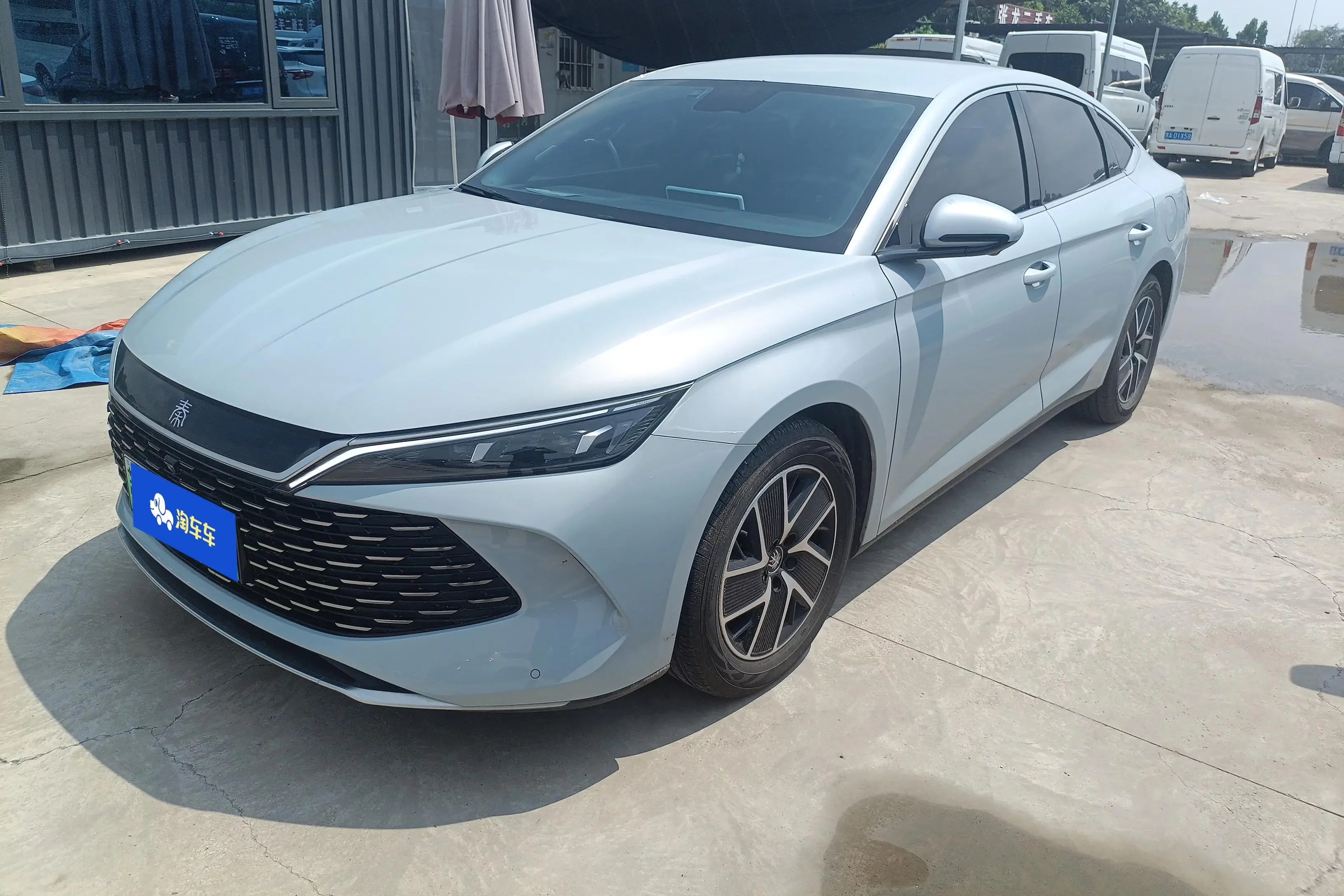 BYD Qin L DM