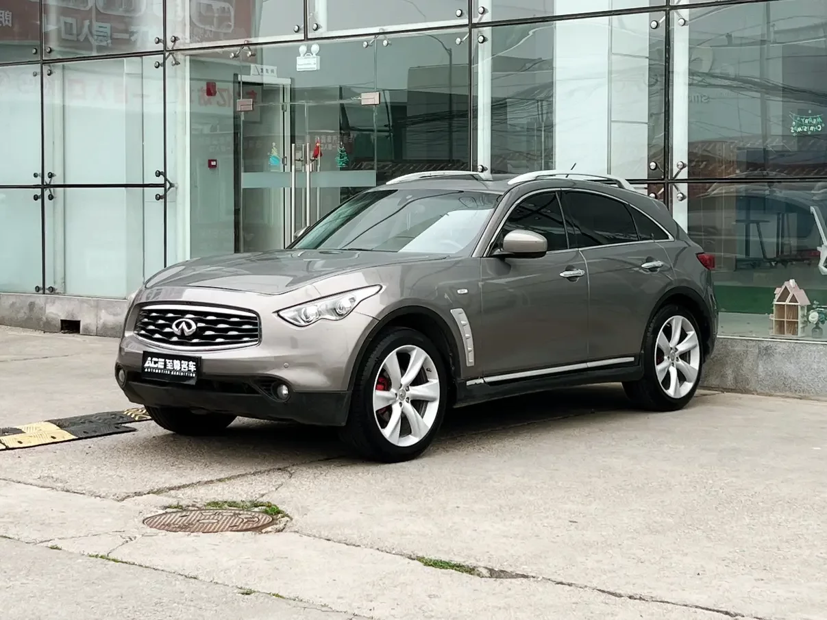 Infiniti FX