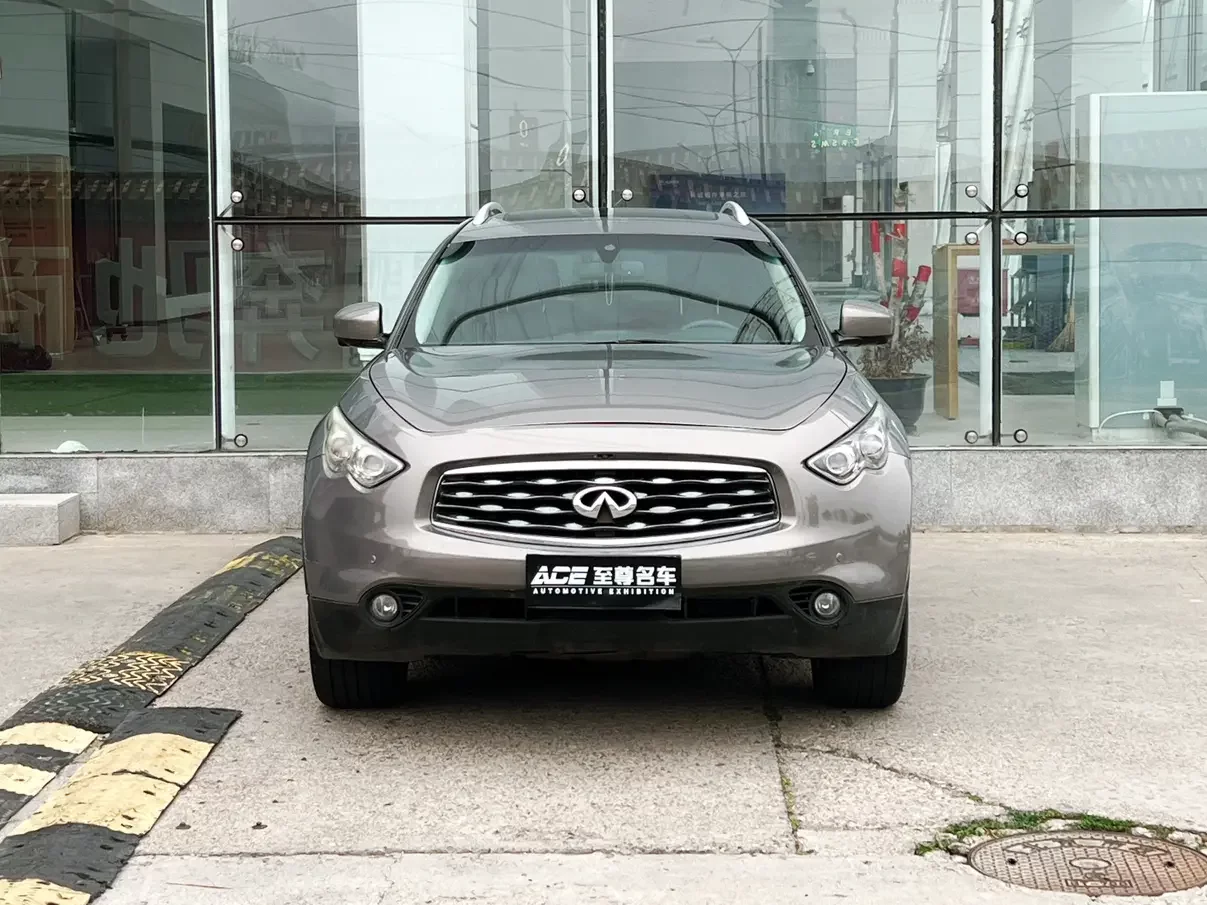 Infiniti FX