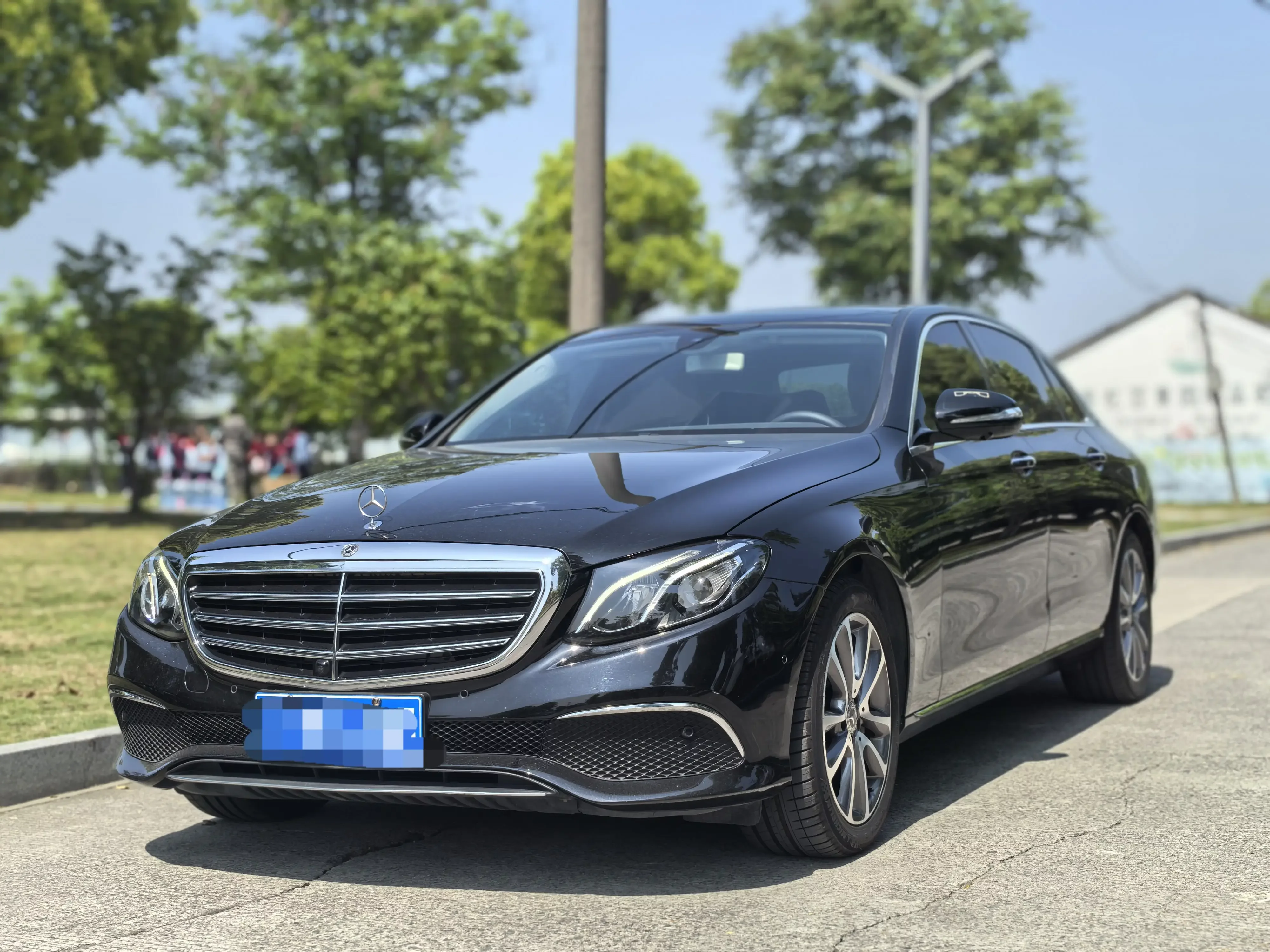 Mercedes-Benz E-Class 2018