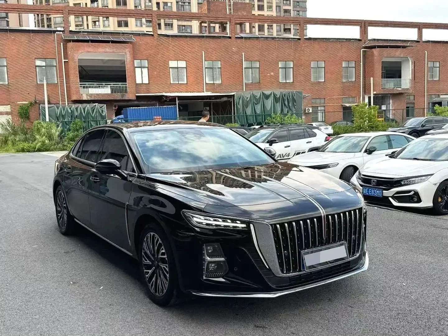 Hongqi H5
