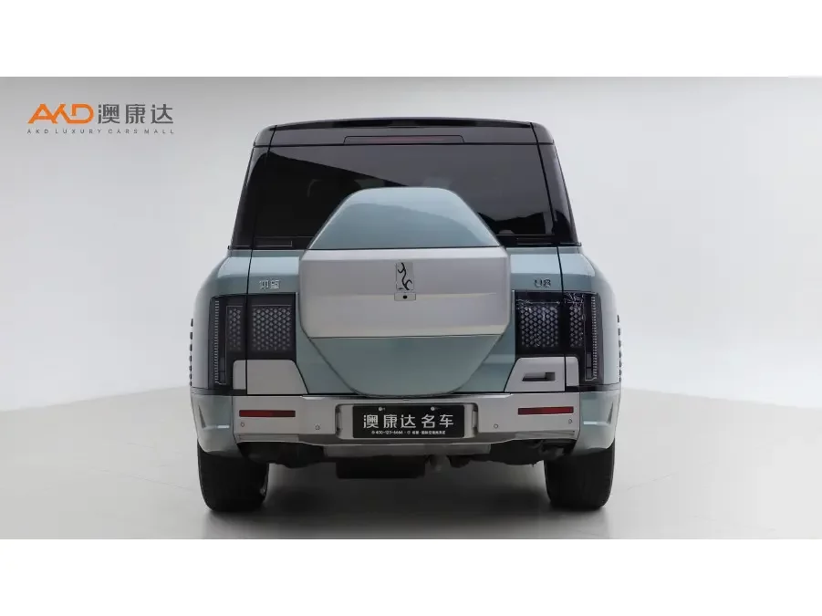 BYD Yangwang U8