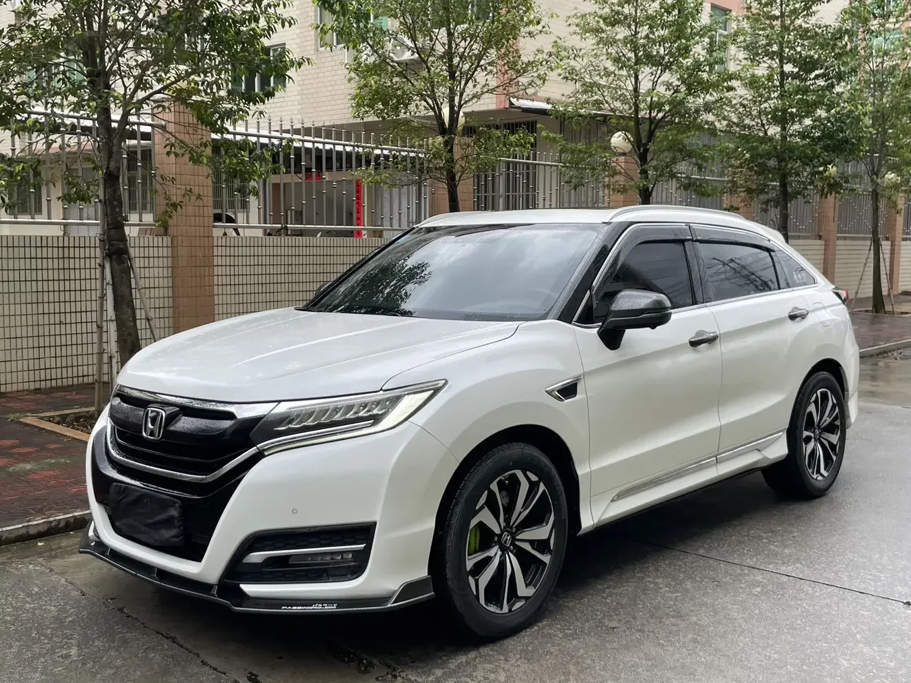 Honda UR-V