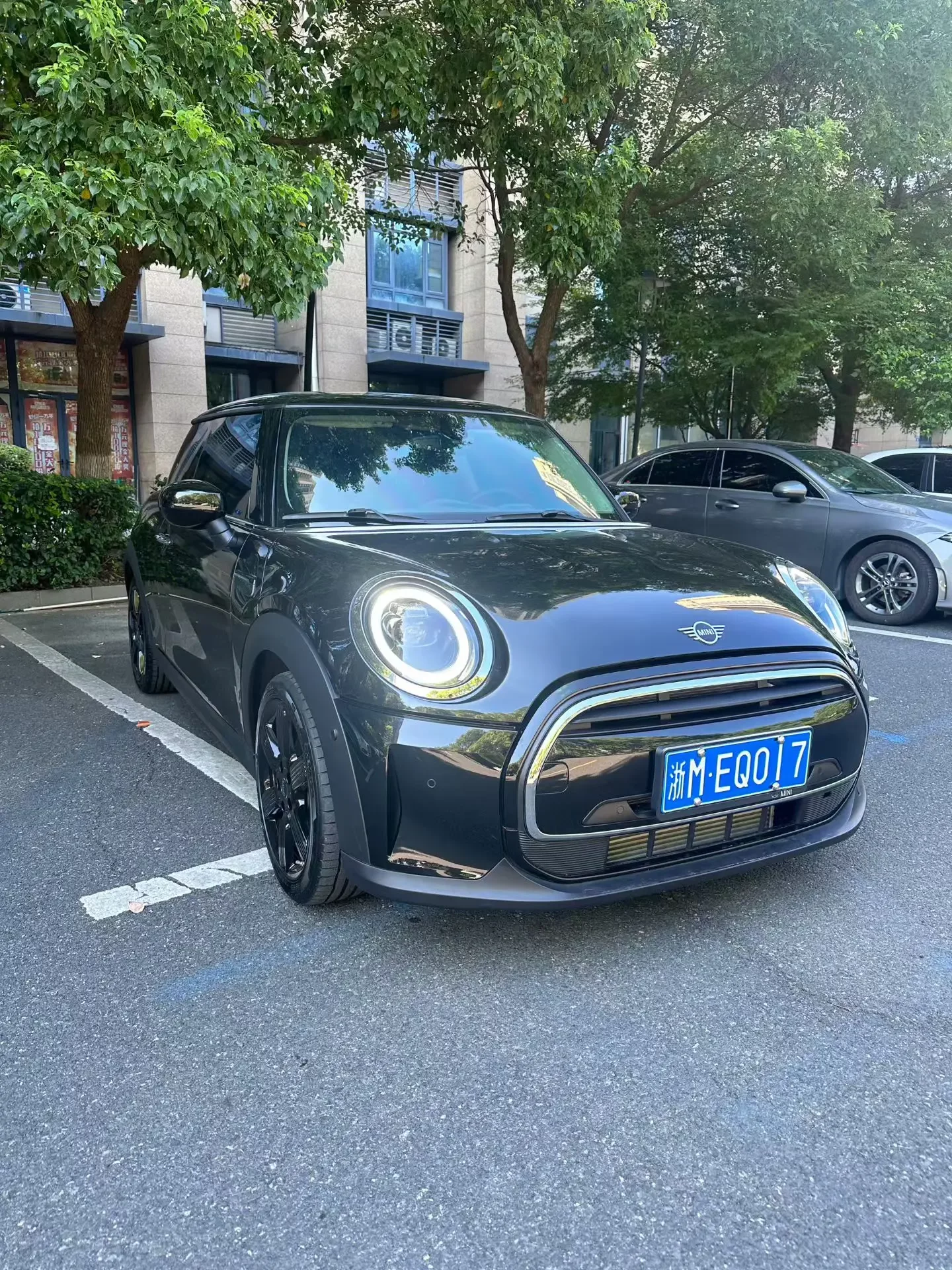 MINI