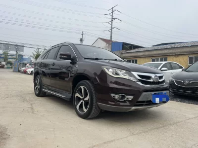BYD S7