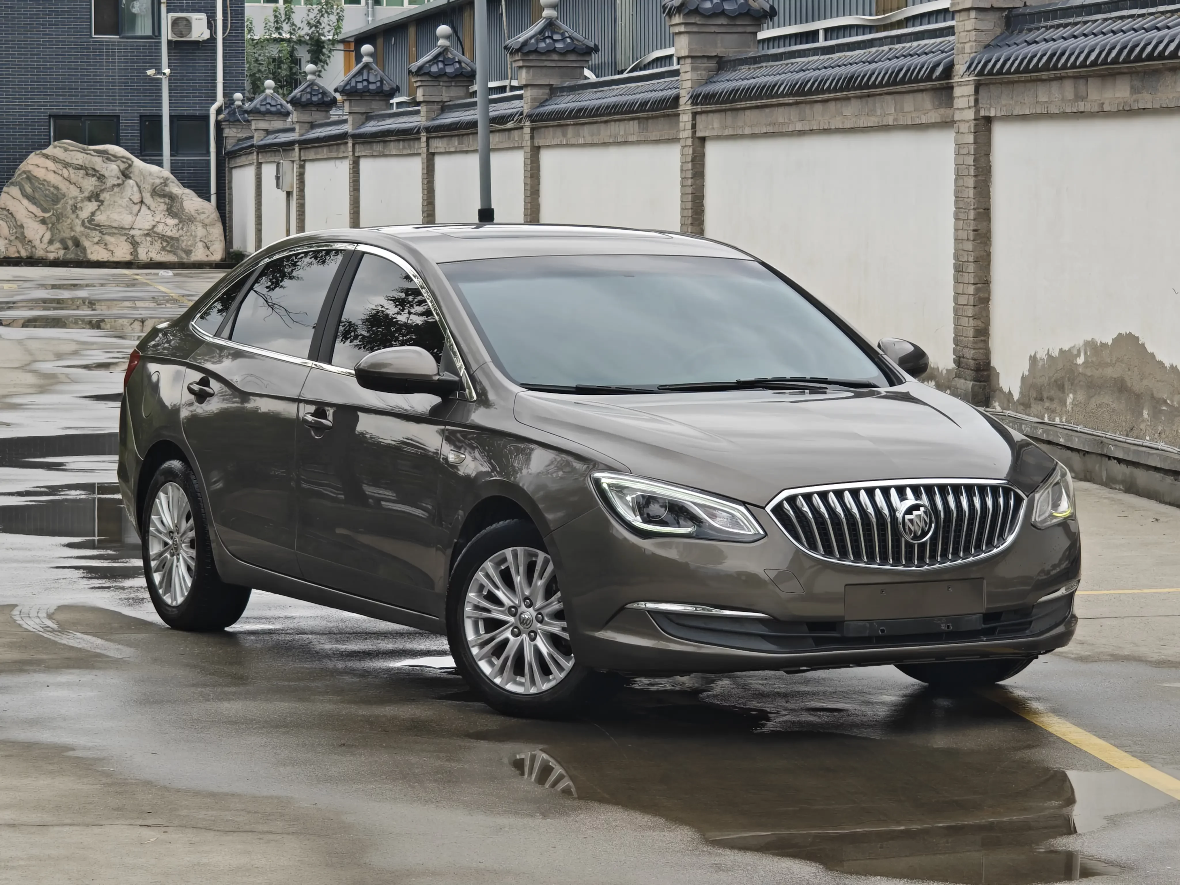 Buick Yinglang