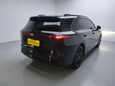 XPeng G9
