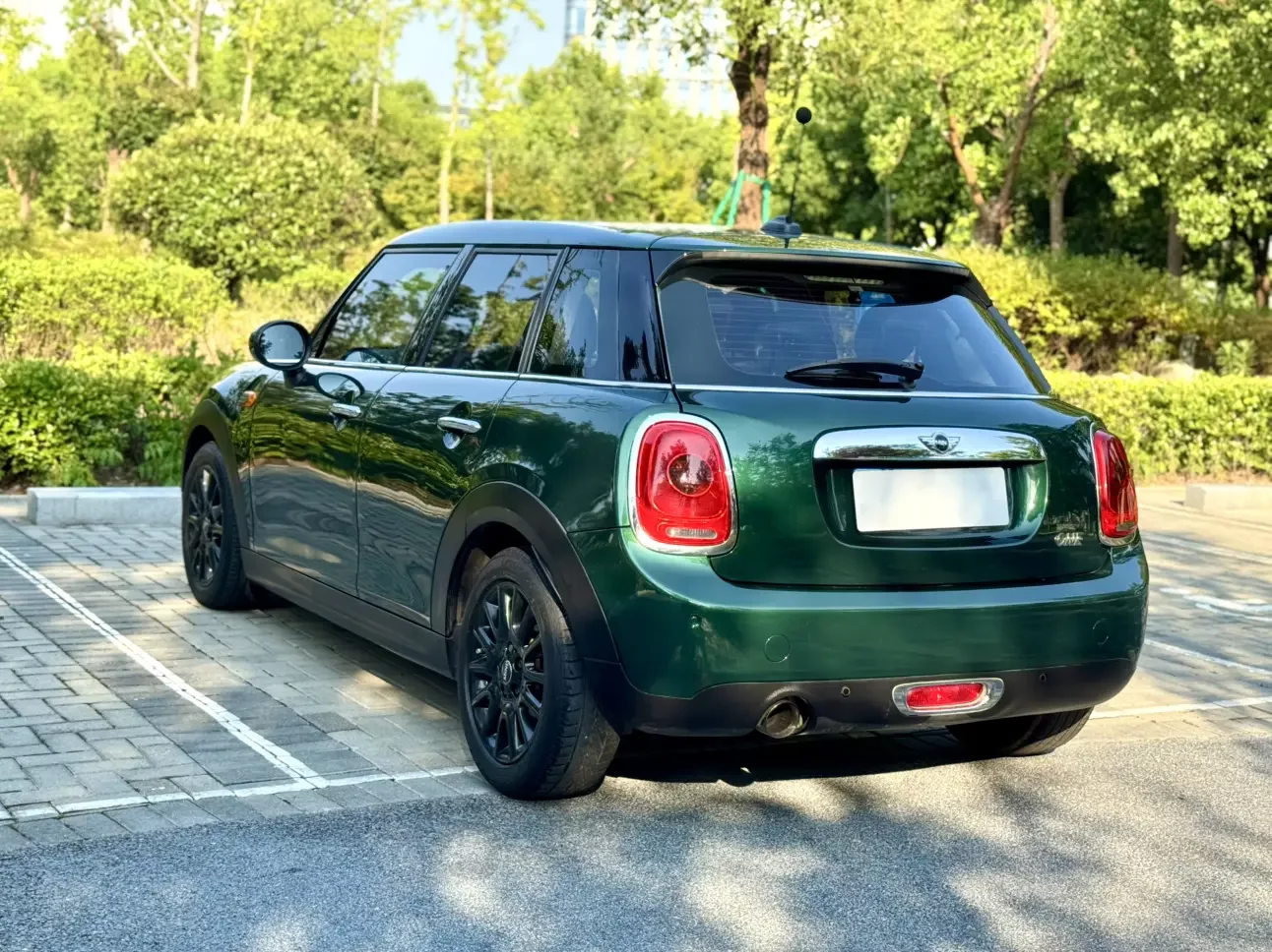 MINI MINI