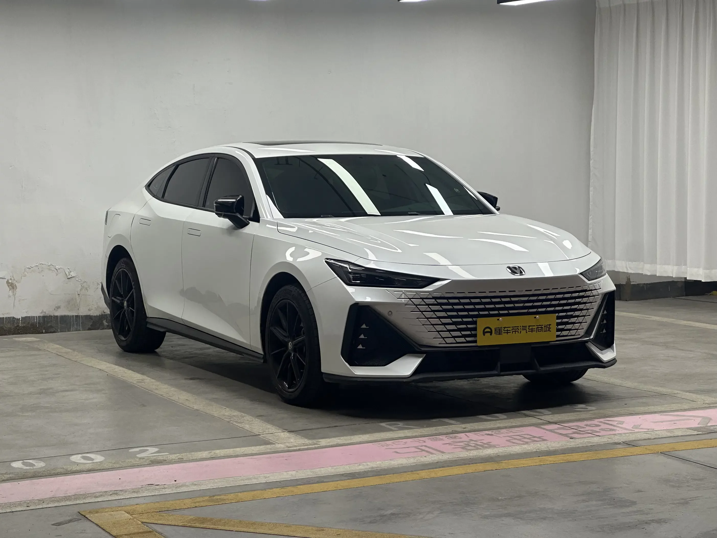 Changan UNI-V Smart Electric iDD