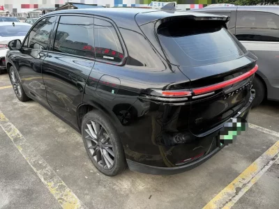 Leapmotor C10