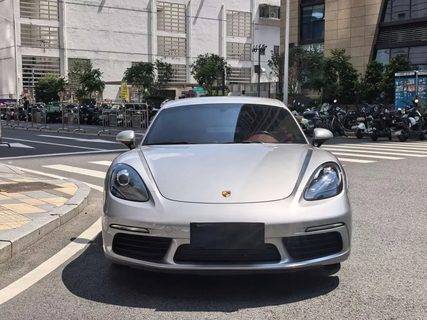 Porsche 718