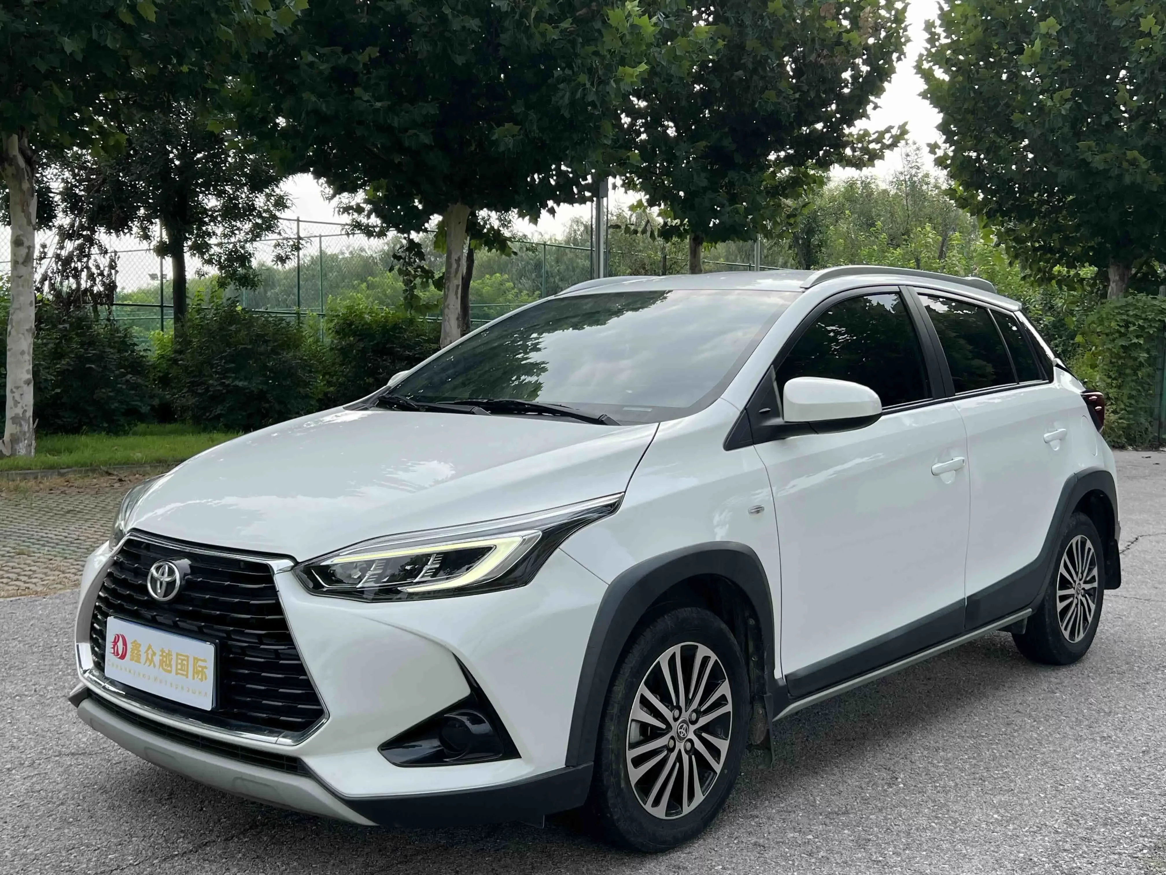 Toyota Yaris L
