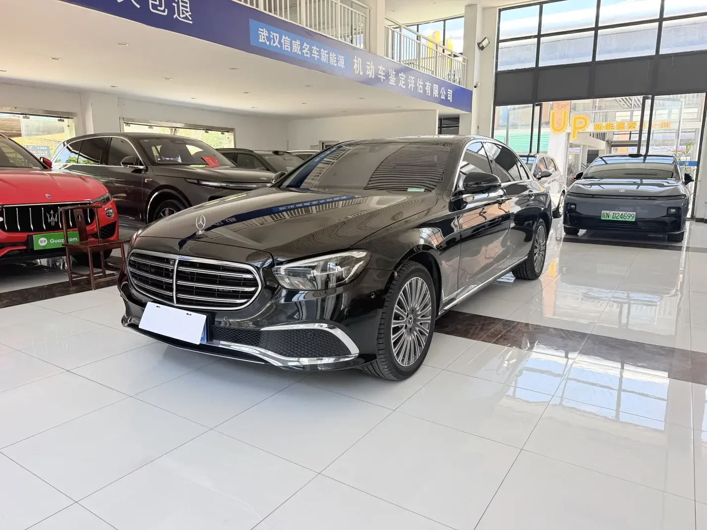 MERCEDES-BENZ E-CLASS