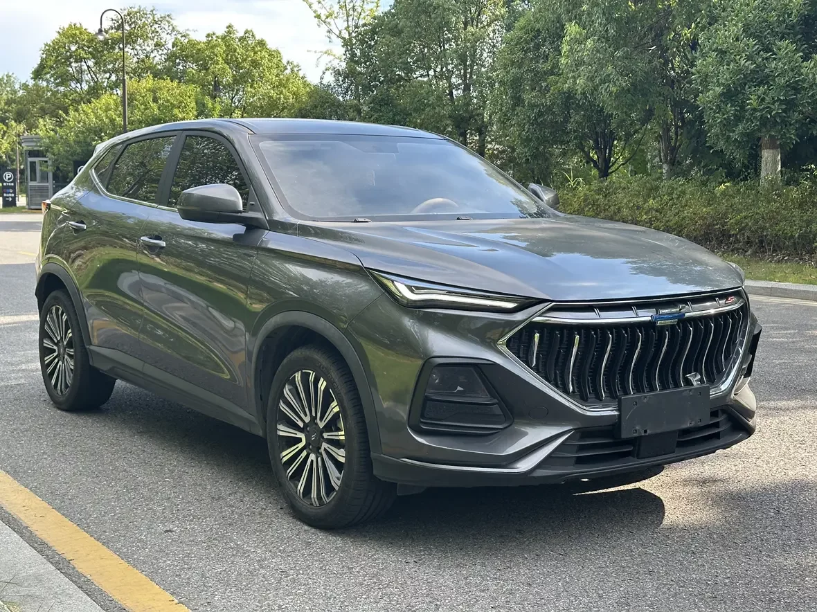Oshan Changan Auchan X5