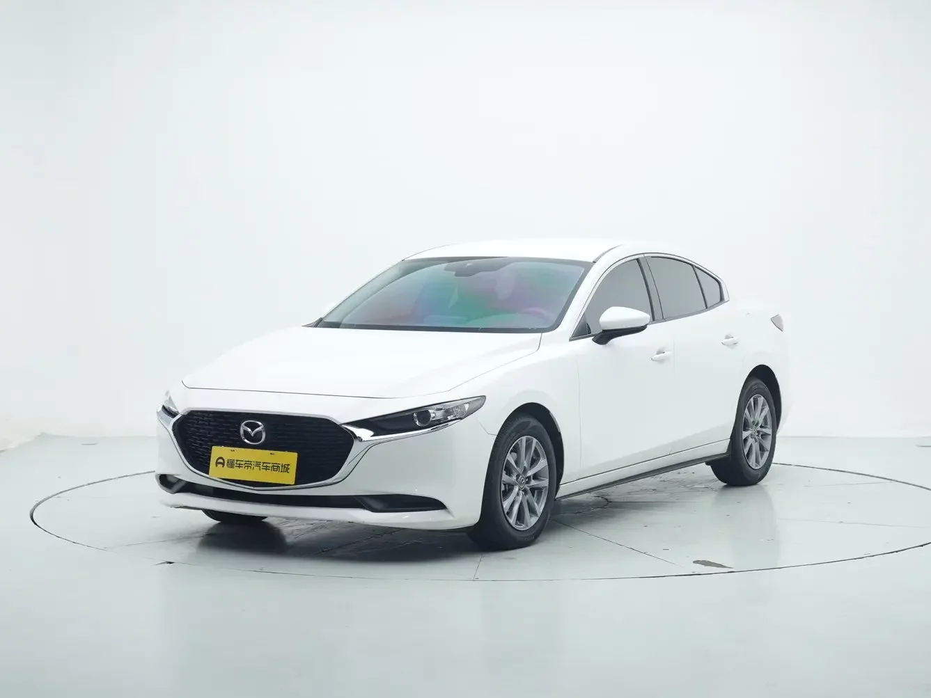 Mazda Axela (3)