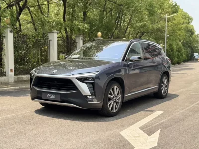 NIO ES8