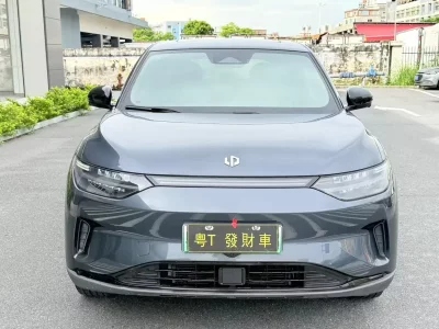 Leapmotor C11