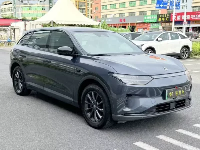 Leapmotor C11