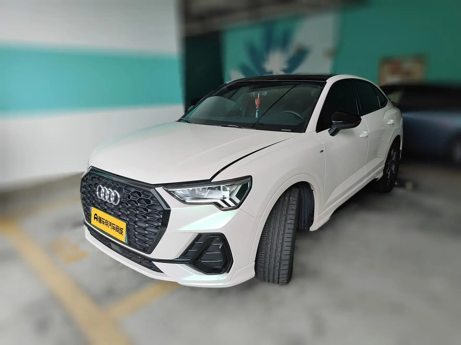 AUDI Q3 SPORTBACK