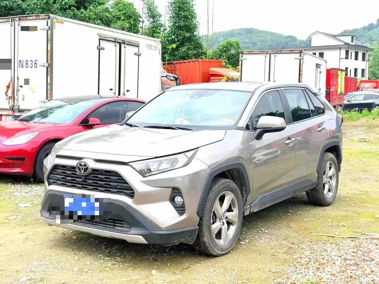 TOYOTA RAV4