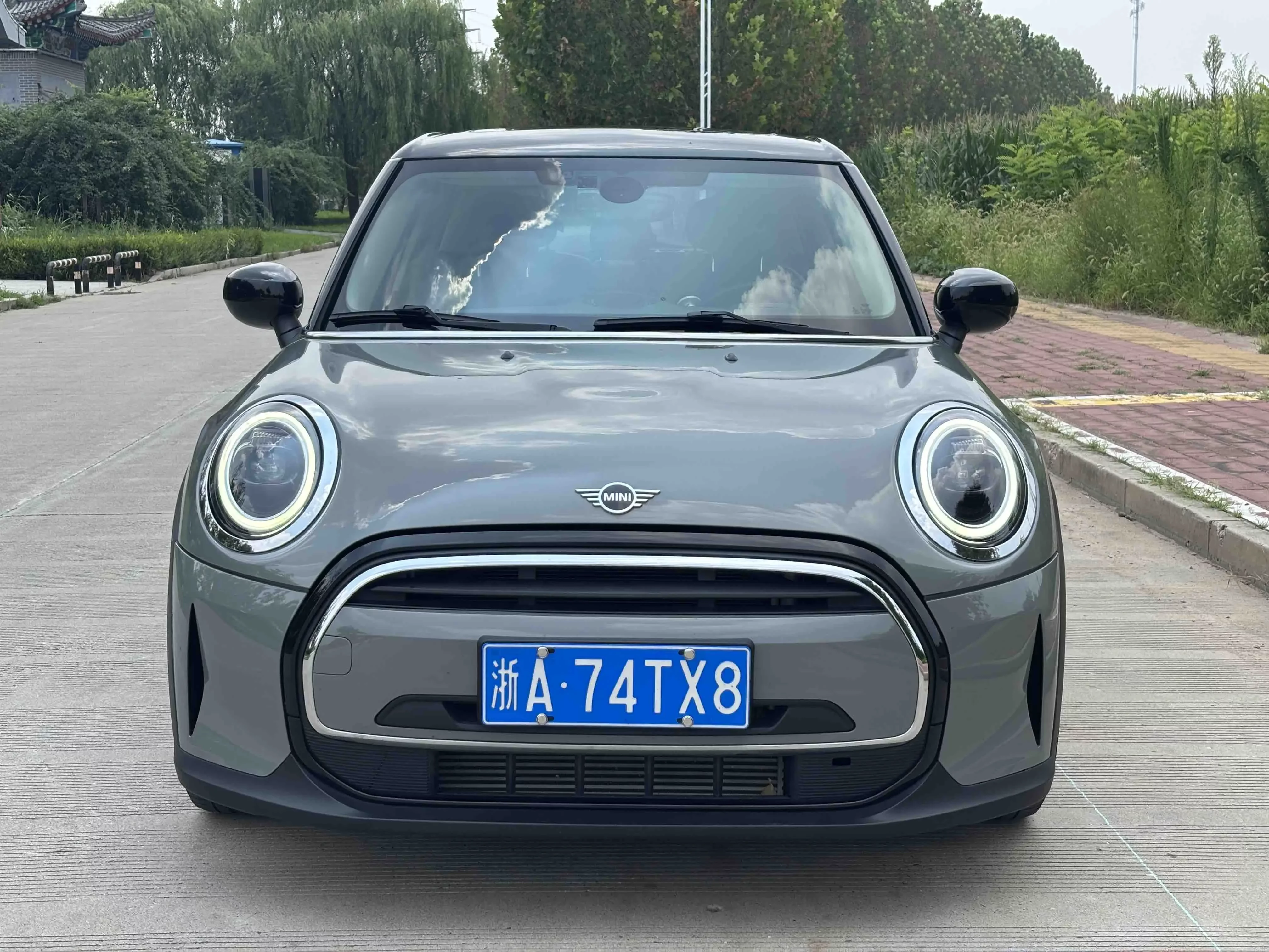 MINI 