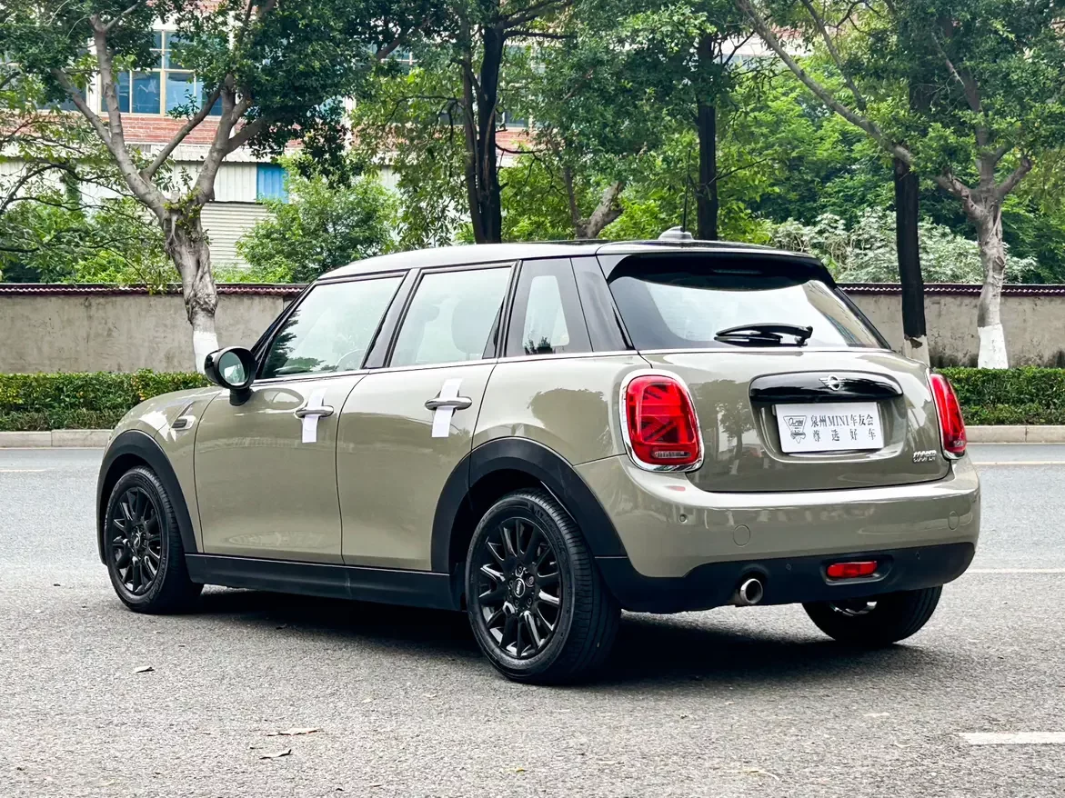 MINI 