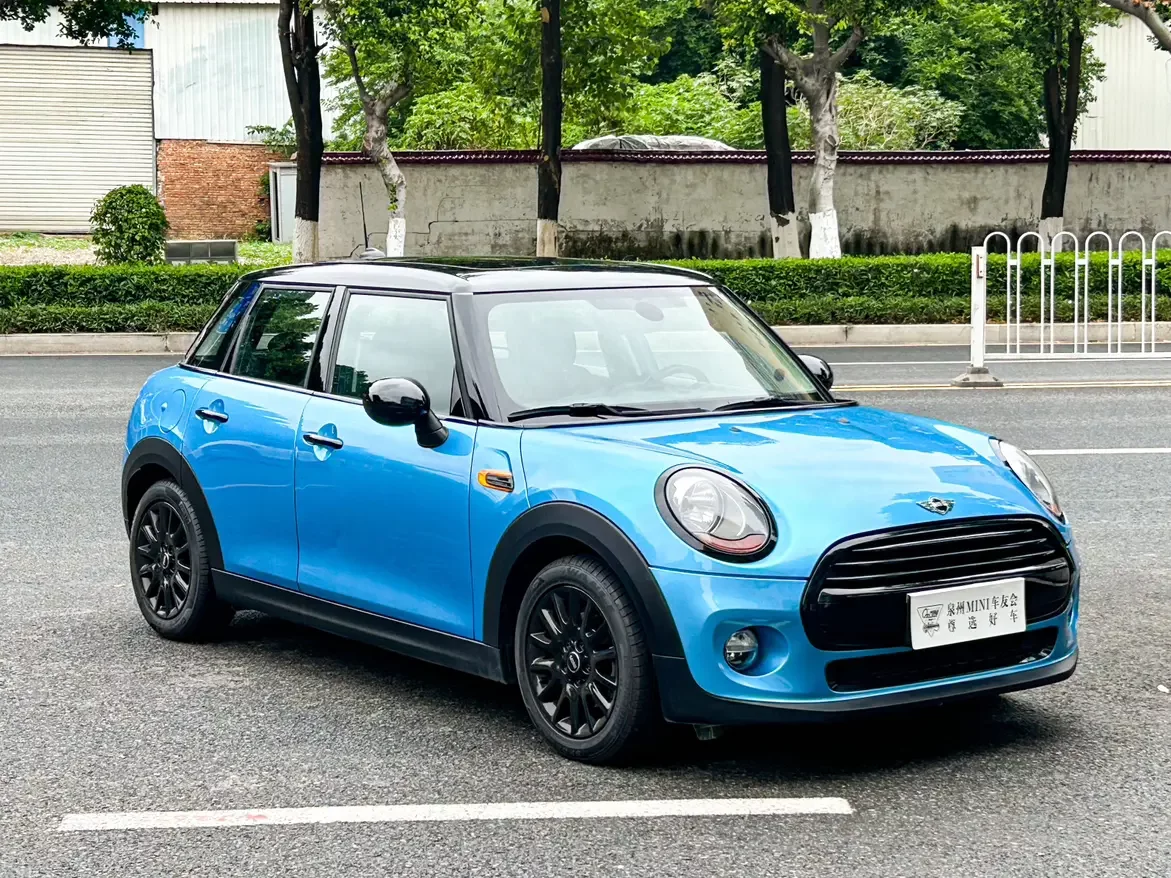 MINI 
