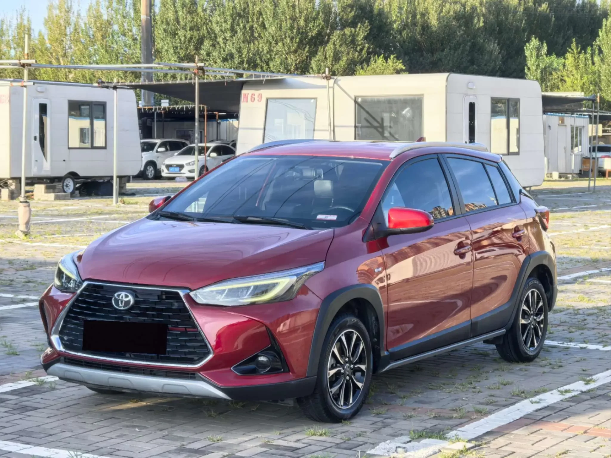 Toyota Yaris L