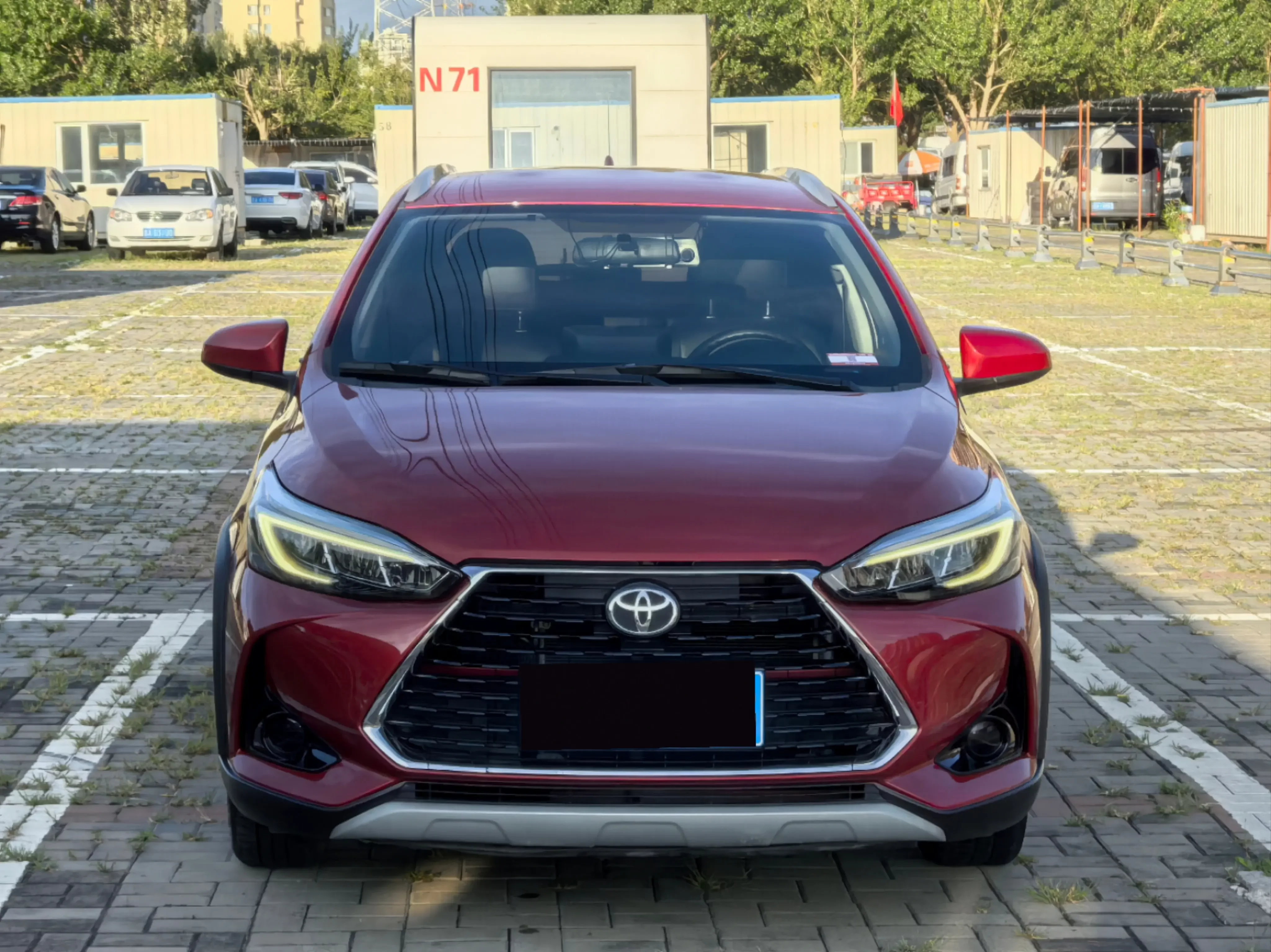 Toyota Yaris L
