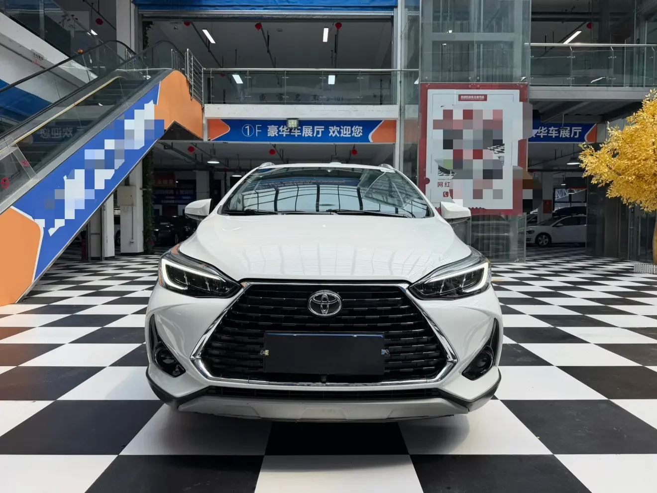 Toyota Yaris L