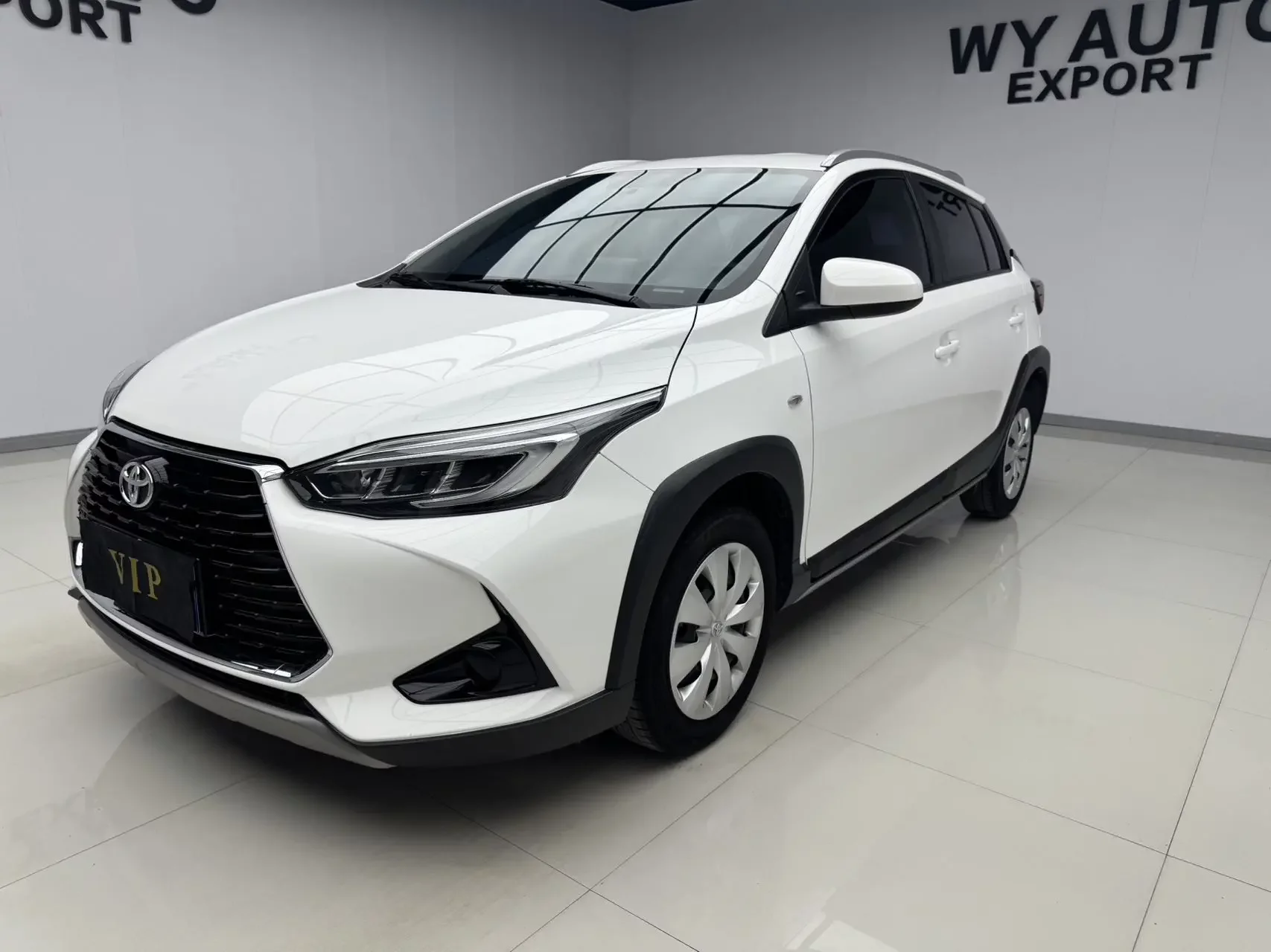 Toyota Yaris L