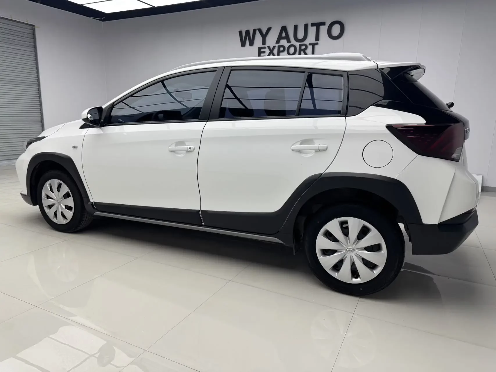 Toyota Yaris L