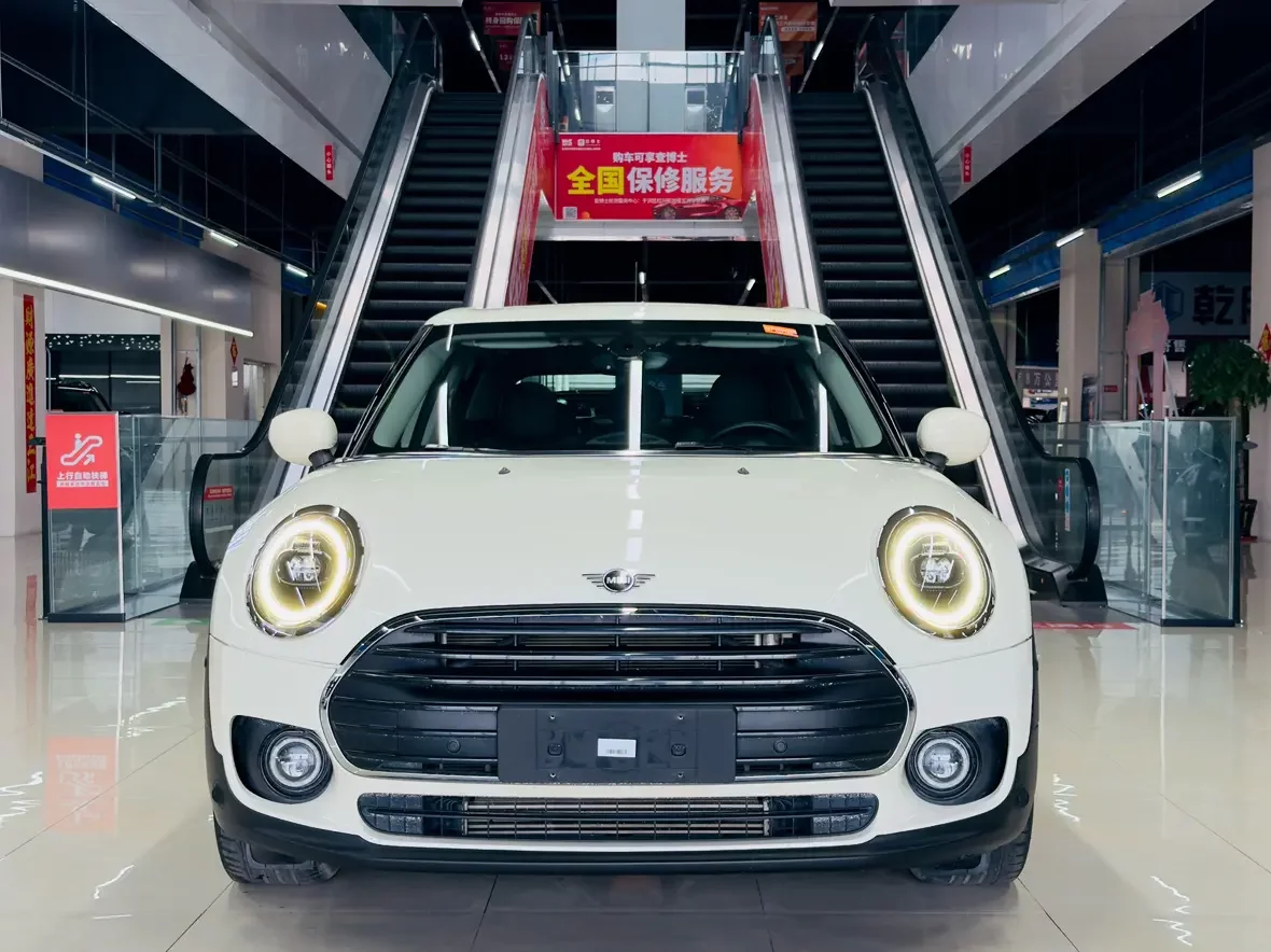 MINI CLUBMAN