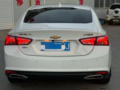 Chevrolet Malibu XL