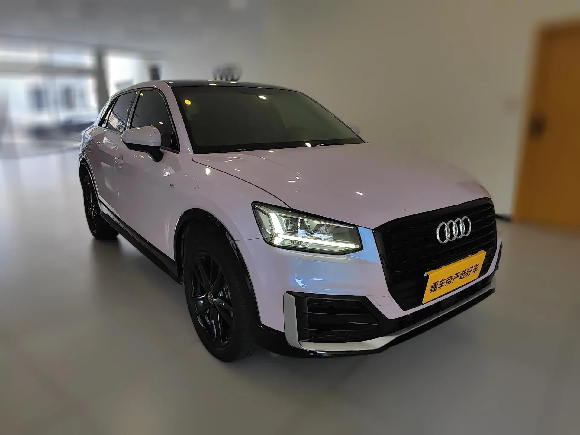 Audi Q2L