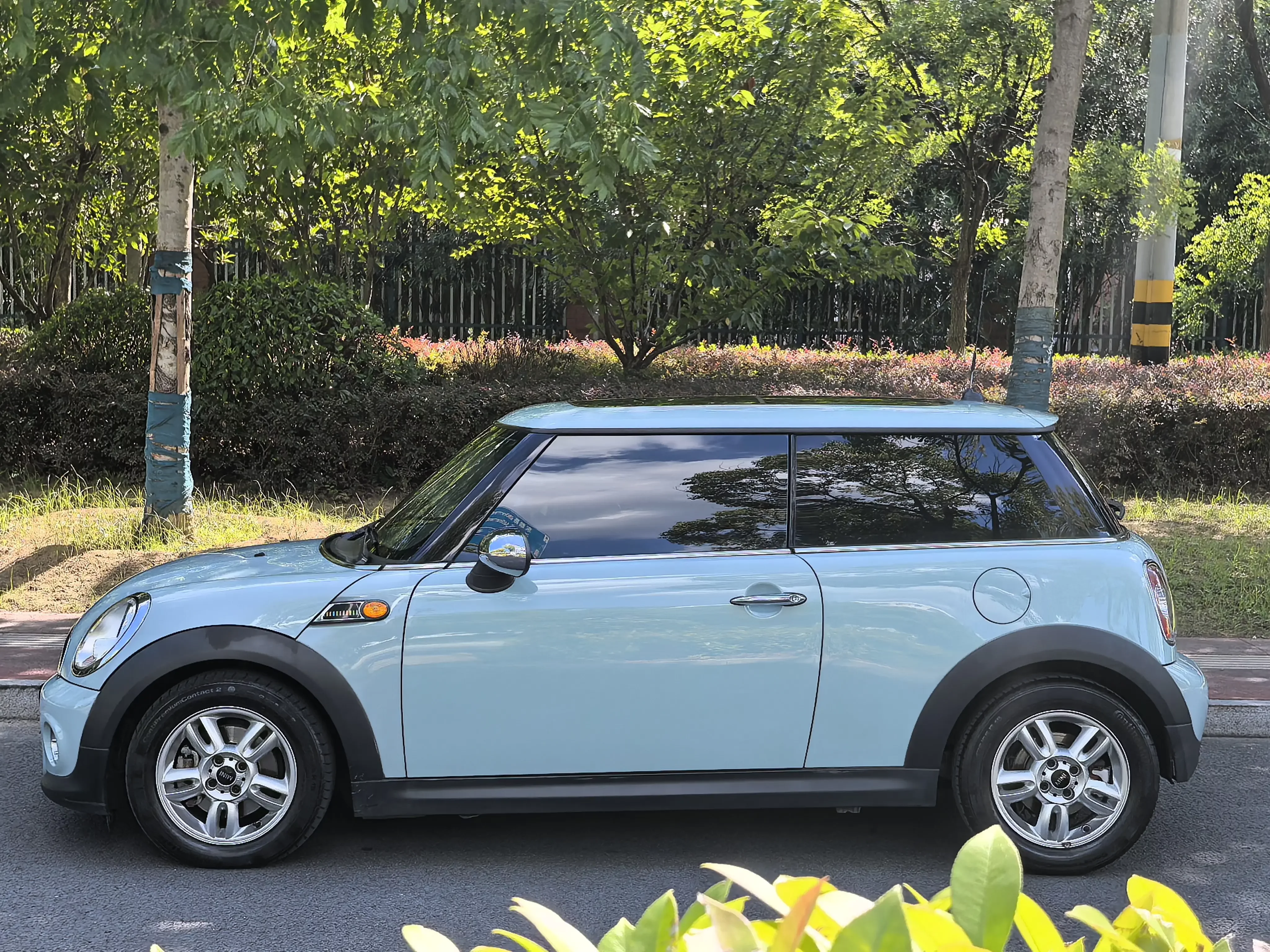 MINI 