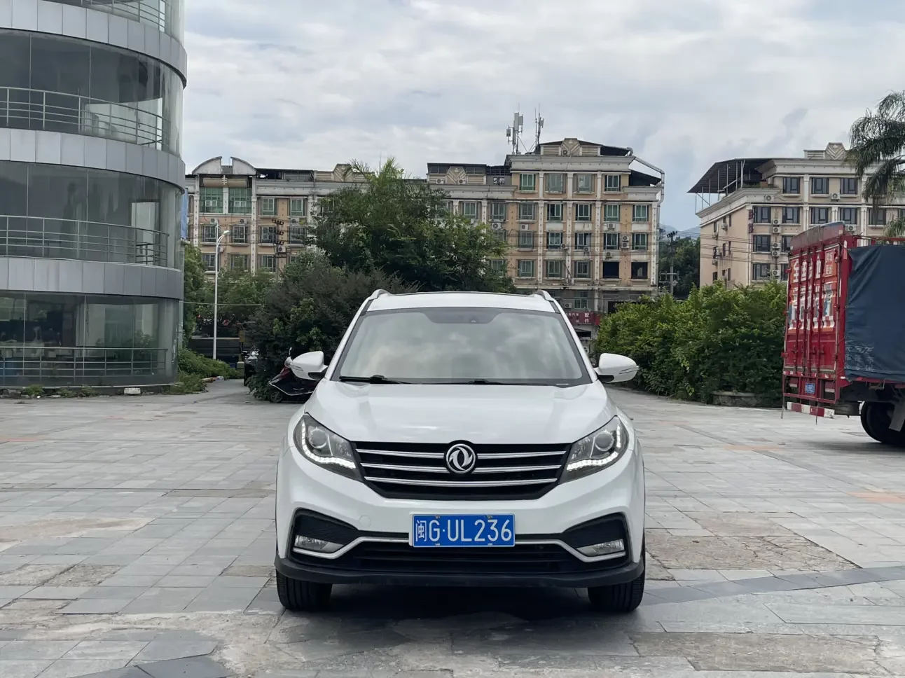 Dongfeng Fengon 580