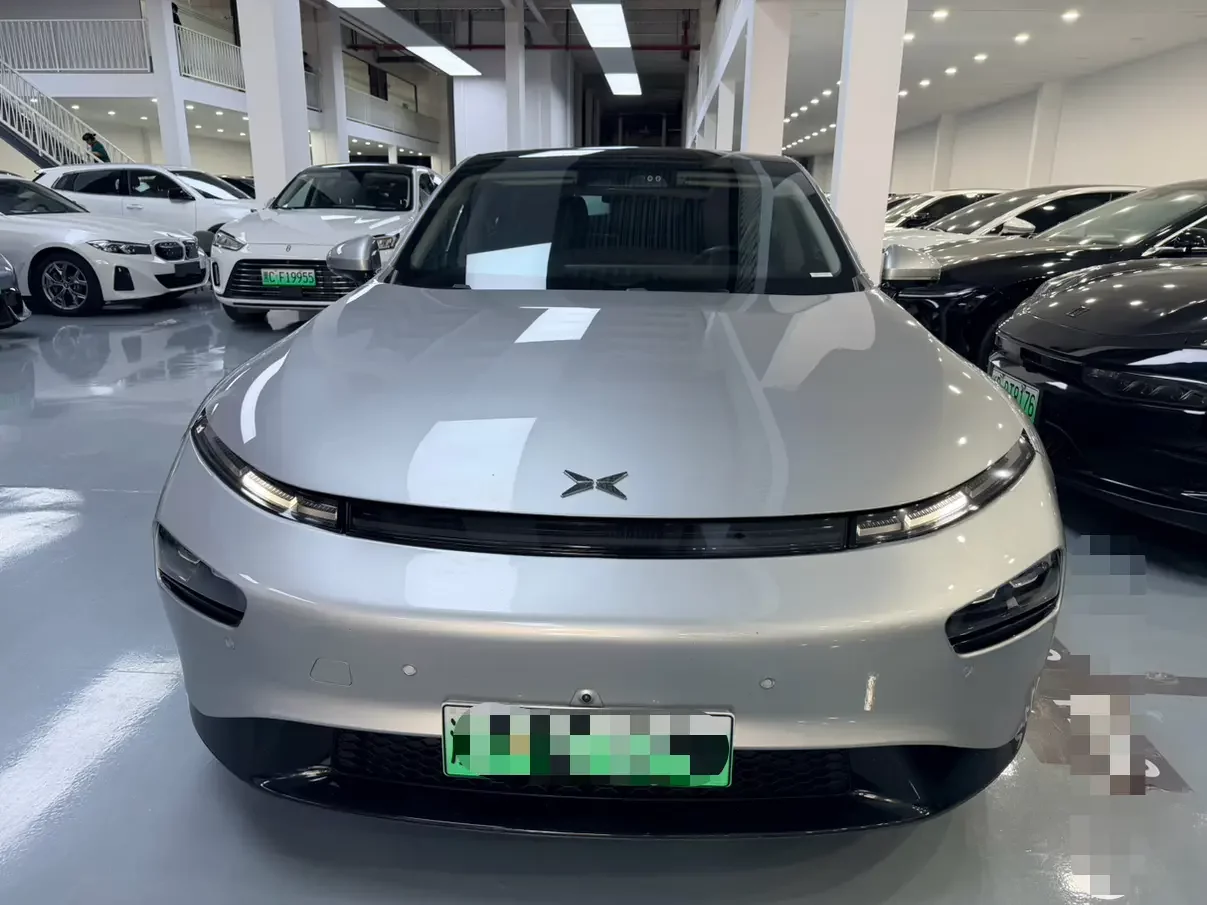 Xpeng P7