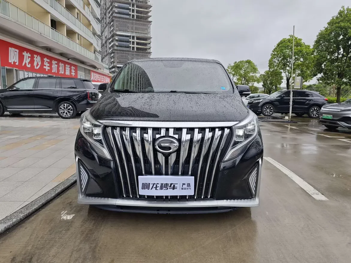 GAC Trumpchi M8