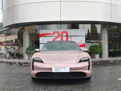 Porsche Taycan