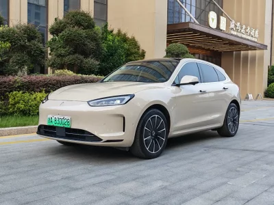 AITO M5