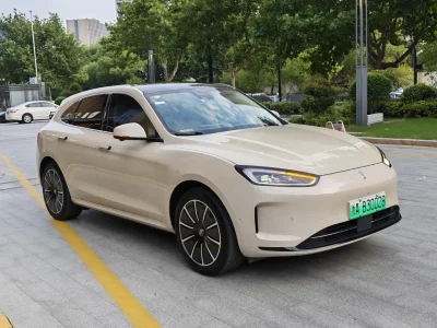 AITO M5